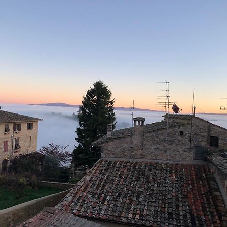 Casa Nel Centro Storico Apartment San Gimignano Exterior foto